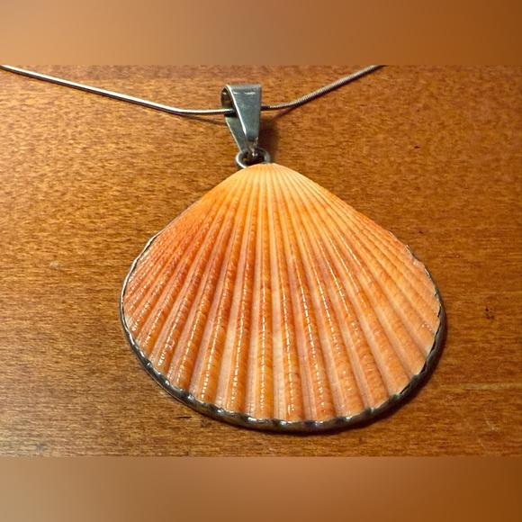 Charles Albert Fine Sterling Necklace shell - Picture 2 of 6